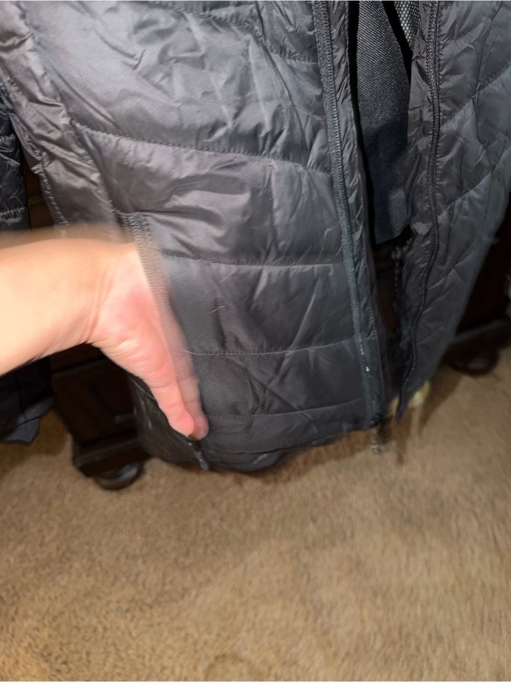 HQ Heated Jacket Black Quilted Puffer Jacket with Hood - Picture 5 of 11